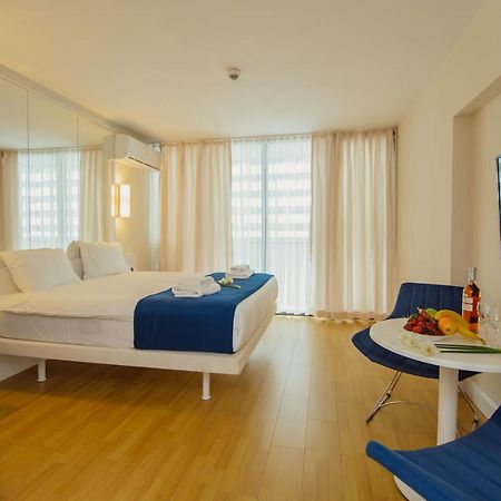 Orbi City - A & С Apartment Batumi Exterior photo